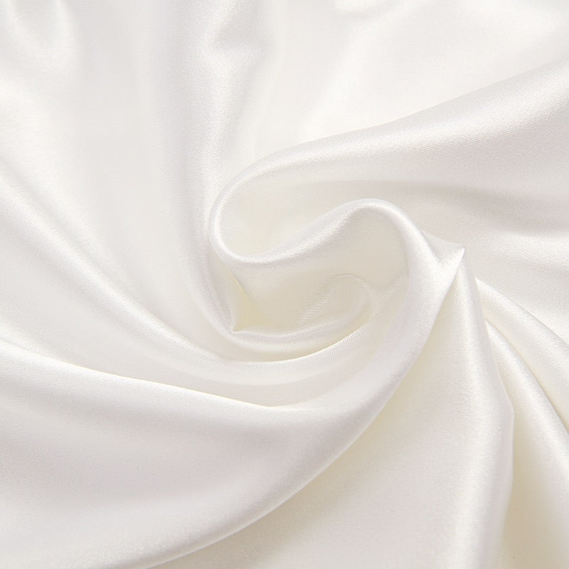 Dames satijnen zomerpyjama • Pyjama-set voor thuis • Nachtkleding met lange mouwen • Nachtpak • Lichtroze ice-silk of wit • Damespyjama